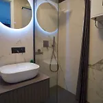 Boutique Studioapartment Iv דירה